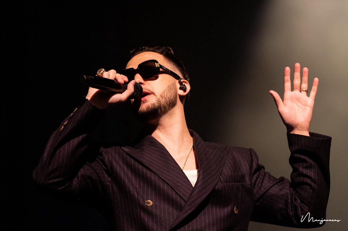 rmanjava's tweet photo. El madrileño en Madrid  @c_tangana https://t.co/Sm51DhXMwS