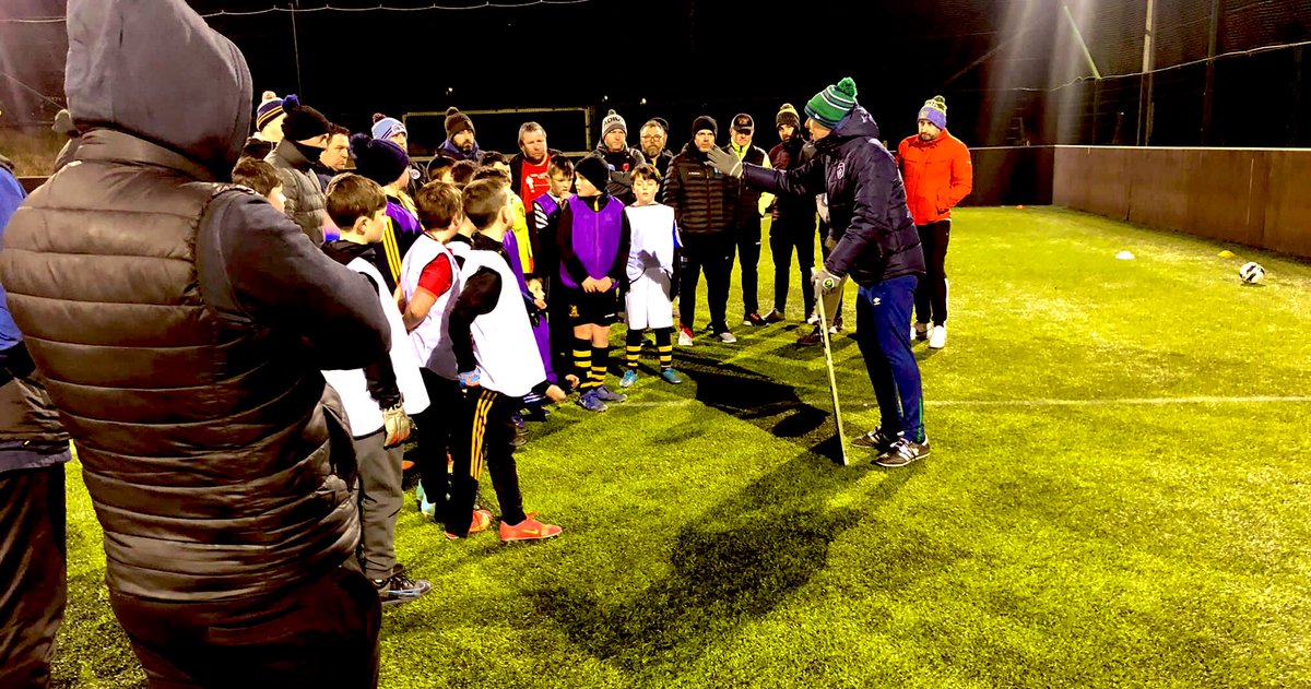 FAIMeath's tweet photo. ⚽️ Another fantastic night of @FAICoachEd in the Royal County with our Club Mark club @AthboyC hosting our 7️⃣v7️⃣ workshop 

✅ Well done to all coaches for their input and engagement 

👏 Massive thanks to the players who were excellent throughout and to Ross for organising 🙏 https://t.co/4EaB7RZvRh