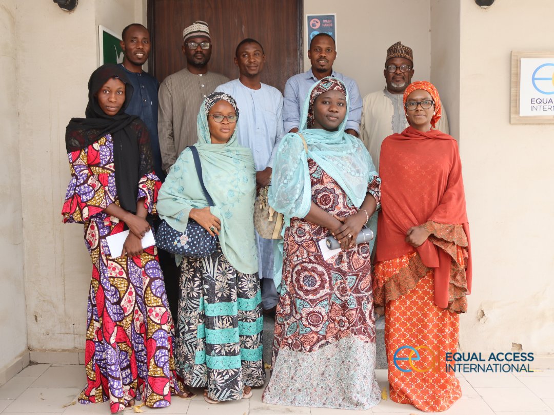 EAI_Nigeria's tweet photo. Mun tattauna da wasu daga cikin masu kallon Kwana Casa'in mazauna Jahar Kano wanda tashar Arewa24 take nunawa kuma sun kuma bayyana mana ra'ayoyin su akan wannan shiri.

Shin wanne irin darussa kuka koya a cikin zango na 6 da aka kammala nunawa?

#peace4arewa https://t.co/9ecA17rbeu