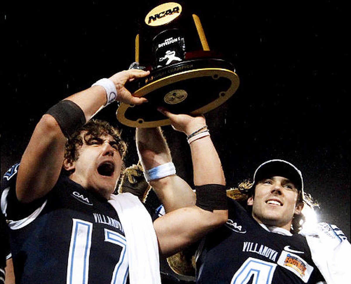 lcmrfootball's tweet photo. Congrats on a great career on and off of the field, @superSZCZ4! https://t.co/eQavCJwrKu