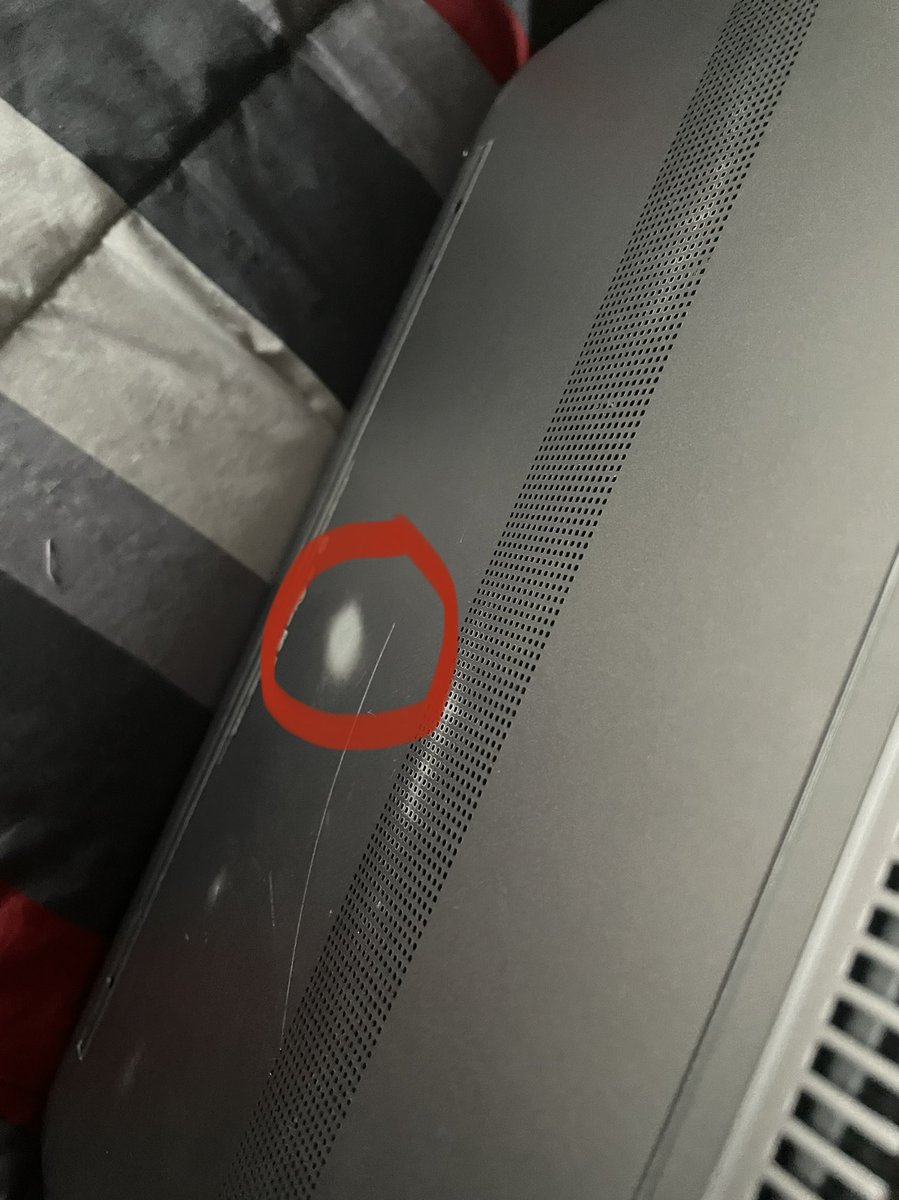 Afafk12's tweet photo. Shoutout to  @HPE_labs @HP @HPE @HPSupport @HP_Newsroom for almost annihilating me with their exploding batteries I think it’s time to switch to a MacBook maybe those won’t try to take me out when I’m doing homework @Apple https://t.co/TO281dakc7