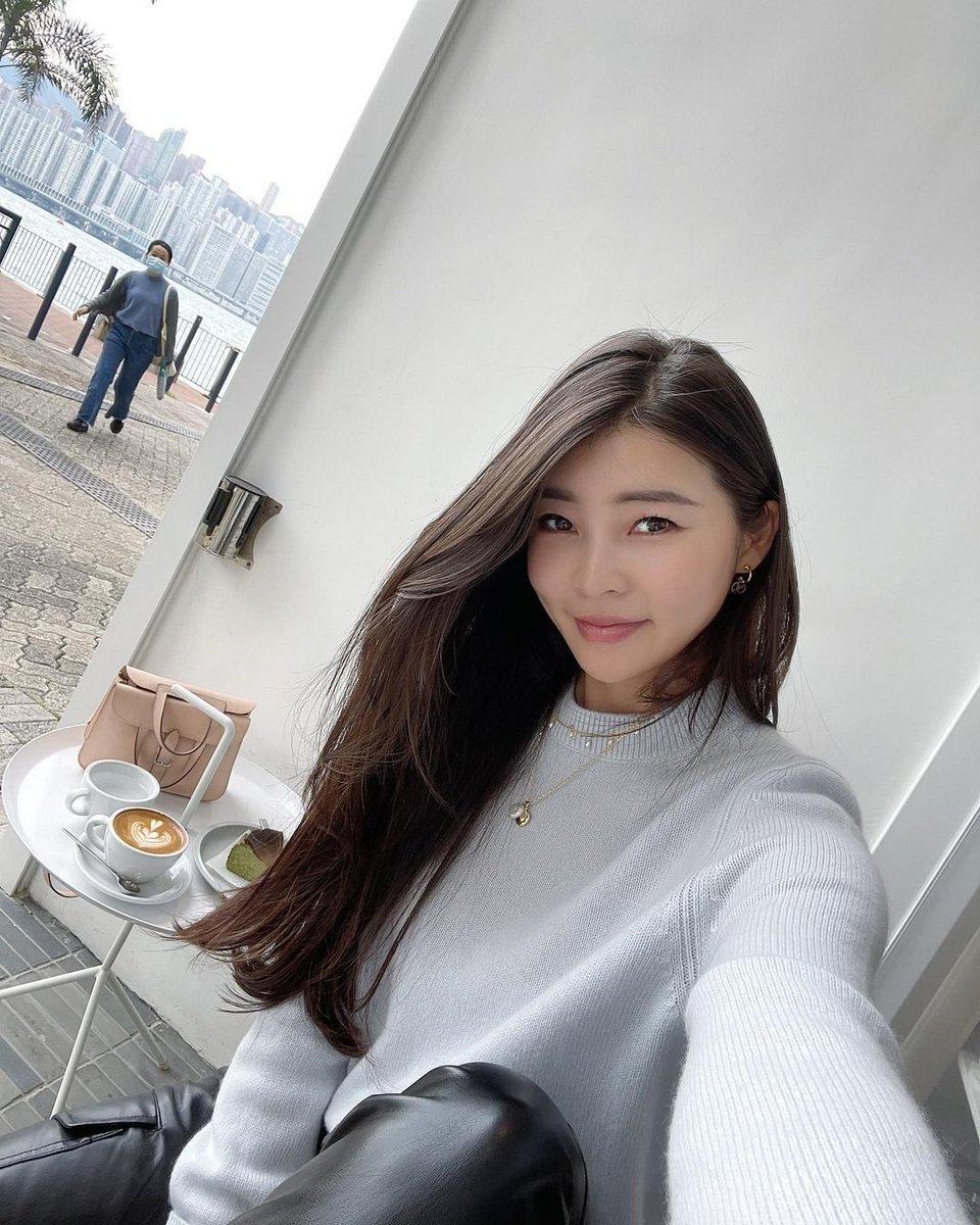 I'm about to start my globetrotting, nasty virus must stay away from humans🙏🙏