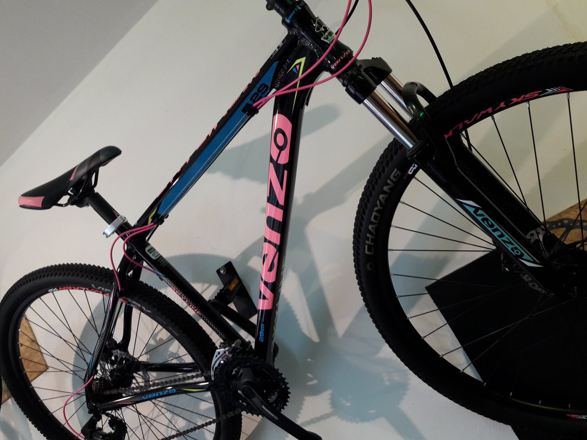rapibikevcp's tweet photo. 📣¡Llevate la Venzo Skyline con precio 2021!🎉🎊
𝐑𝐀𝐏𝐈𝐁𝐈𝐊𝐄, 𝐓𝐢𝐞𝐧𝐝𝐚 𝐎𝐟𝐢𝐜𝐢𝐚𝐥 𝐕𝐞𝐧𝐳𝐨
📢OFERTA SOLO DE CONTADO📢
@venzoarg
🔥Venzo Skyline 21v $69.999

🔹Transmisión de 21 velocidades
🔹Frenos a discos mecánicos
📱 3541-577206
💻 https://t.co/LFMnUArOET https://t.co/1Ywum56Ol1