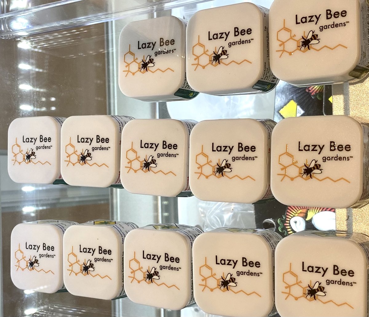 SeattleHashtag's tweet photo. We love a wall fully stocked with @lazybeegardens!
Stop in by the end of the day today to find Lazy Bee in our weekly collection.
#lazybeegardens #dabs #dabbing #concentrates #cannabisconcentrates #cannabisextracts #WAgrown #hashtagcertified https://t.co/88rUC7m7Yn