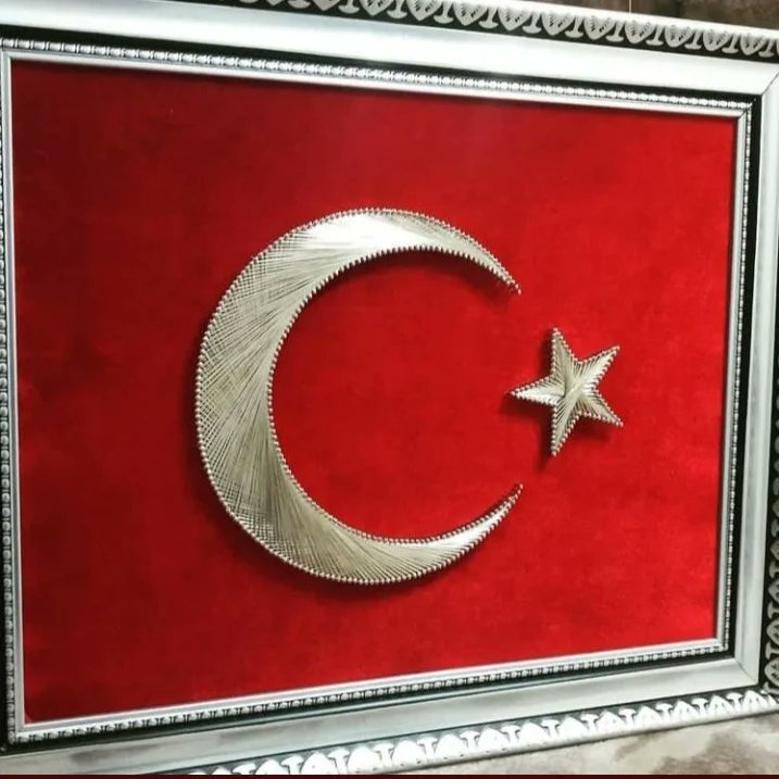 Filografi Türk bayrağı çalışmamız 
İsteğe göre Kişiye özel filografi çalışması yapılır sipariş ve bilgi için mesaj 
#aycicekyağı #ALTIN #anne #8martdunyakadinlargunu Baskan #Corona #turkiye #İstanbul #Ankara #bursa #Antalya #izmir #gundem #dunyakadinlargunu #8Mart2022
