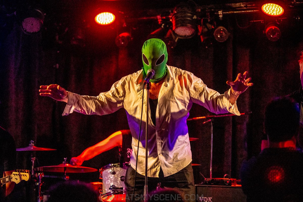 wmscene's tweet image. Snap Scene: The Radiators at the Brass Monkey, Cronulla 4th March 2022 by @mandyhallmedia
The Radiators have carved a niche in the annals of Australian rock history, they have shared the stage with all the great Aussie acts.  See the full gallery: whatsmyscene.com/?p=43516
#livemus