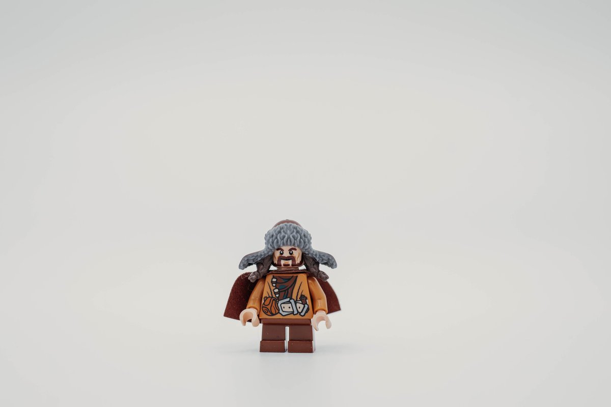 Happy Minifig Monday! Bofur the Dwarf seems to know how to stay warm on this chilly Monday! 
#lego #legophotography #legominifigures #afol #legostagram #legofan #legostarwars #legomoc #starwars #legophoto #minifigs #legos #toyphotography #instalego #legogram #legomania #ninjago
