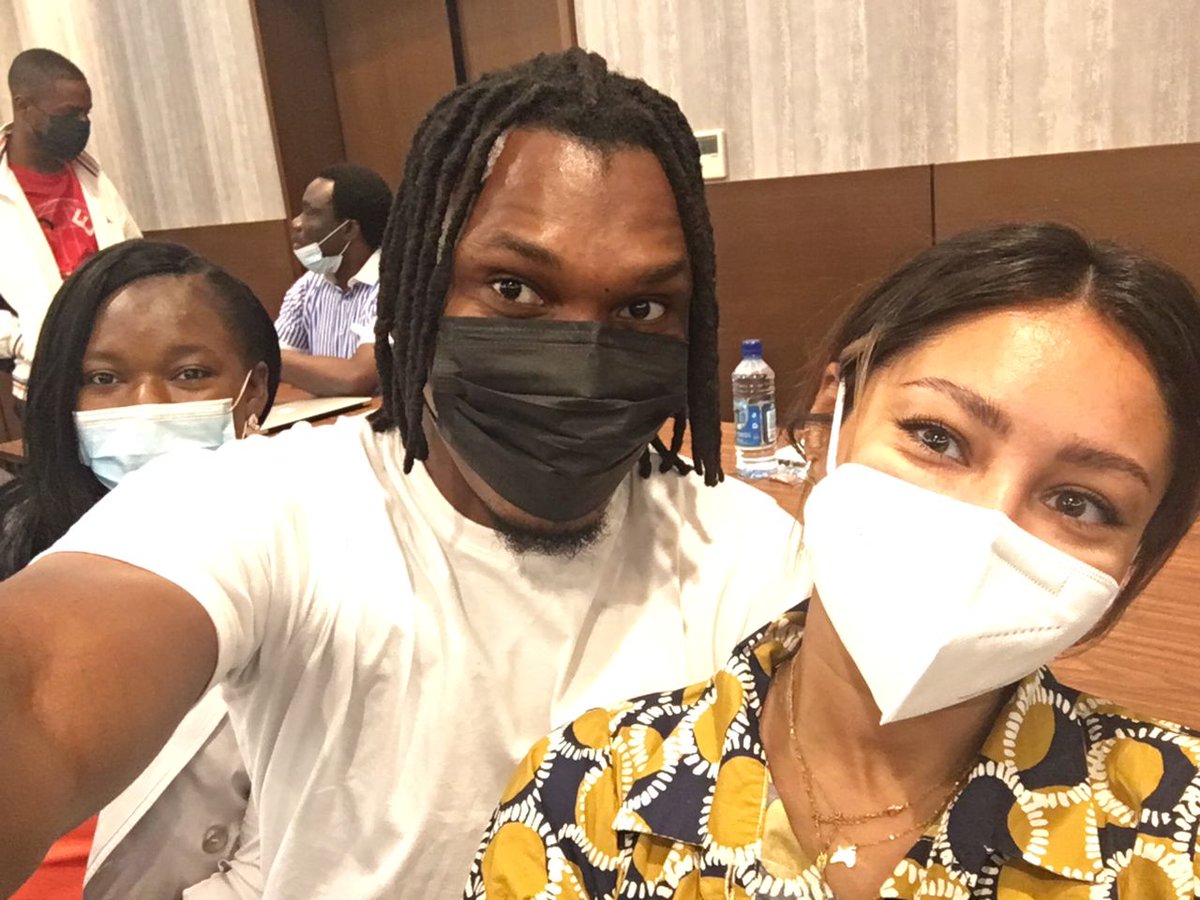 #ChicocoRadio crew sharing and learning with human rights defenders from across Nigeria. 

We've been covering massive #ForcedEvictions in #PortHarcourt. Tune in here: ⚡️ chicoco.fm ⚡️

Thanks for your support <a href="/witness_africa/">WITNESS Africa</a>