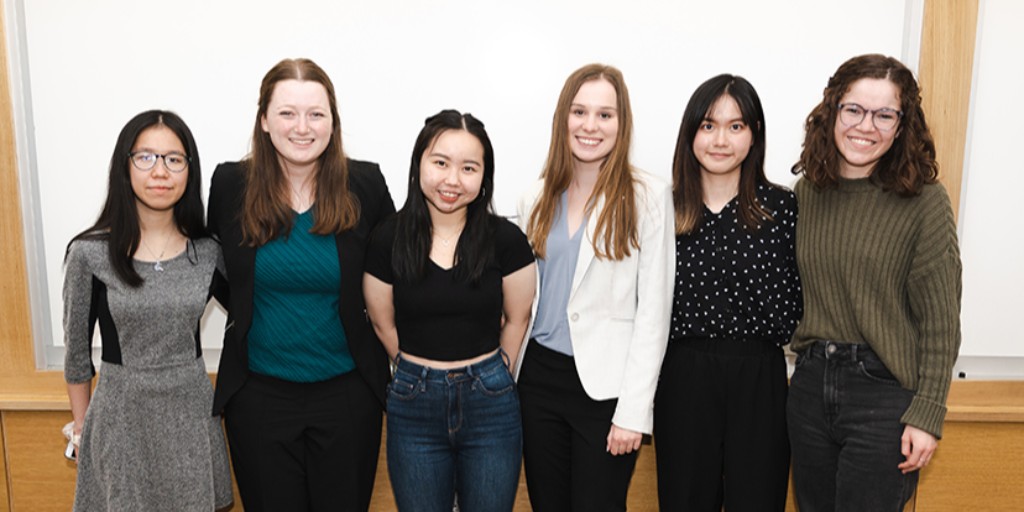 NebraskaBiz's tweet photo. Congrats to 2022 Actuarial Science Case Competition winning teams! 
🔴Janice Shu Lin Chng, Caitlin Murphy &amp; Erin Siew 
🔴 Brooke Eschenbrenner, Joey Ng &amp; Taylor Jarvis

(Sponsors: Milliman, Global Indemnity, Casualty Actuarial Society, Mutual of Omaha and Nebraska Actuaries Club) https://t.co/fERAYZ768x
