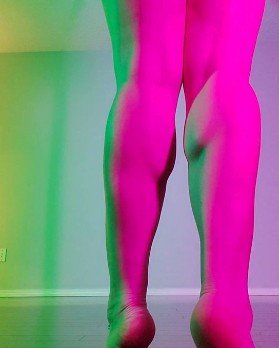 Come see what's new on my #freeonlyfans https://t.co/7Rlyo0dtmh https://t.co/zJ7kwqa12T