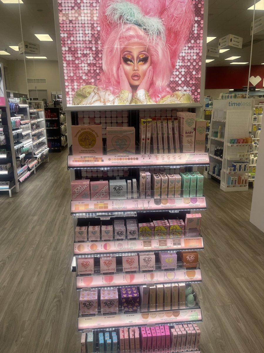 Rosaforthekids's tweet image. So excited to see @KimChi_Chic makeup at my local CVS. It’s safe to say I got myself a nice little selection of items I’ve wanted to try for a while💓