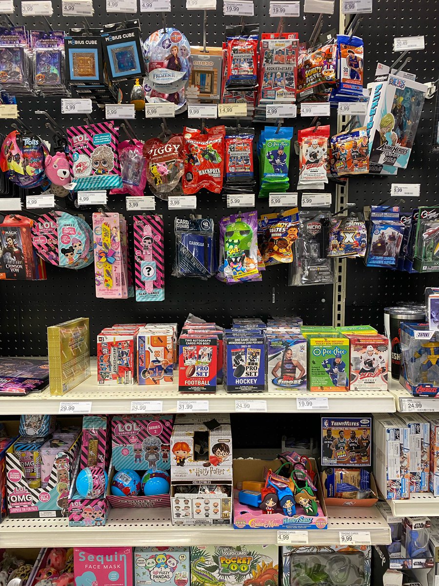 DFWRestock's tweet photo. 🔥Restock Alert🔥 #DFWRestock

Target off Carrier &amp; I-20 restocked today. Pics from 3pm. Happy hunting!
#Pokemontcg https://t.co/M0JMPOzIHD