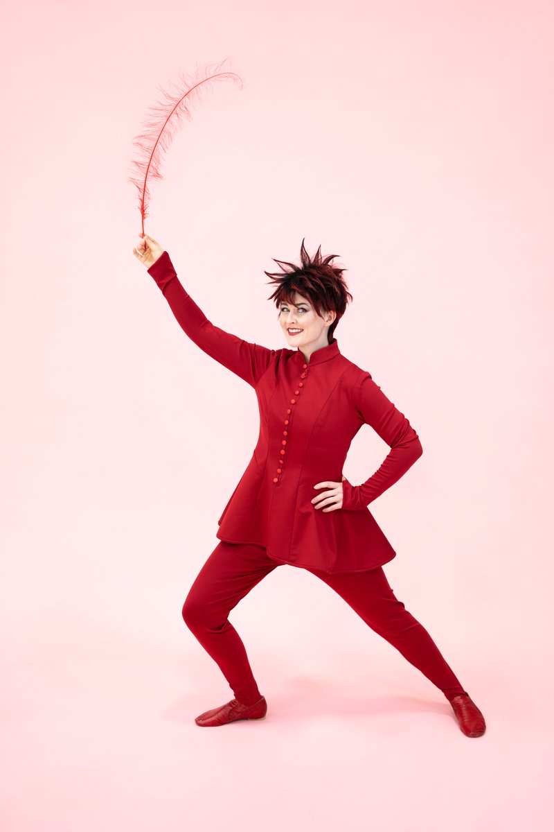 In our all-new Così fan tutte opening March 19 at the Jube, the character of Despina has a few new tricks up her sleeve! Don't miss soprano <a href="/caitlinpwood/">Caitlin Wood</a> in this clever reimagining of Mozart's witty romantic comedy! edmontonopera.com/2022/cosi
#yegarts #eoCosì #Mozart #opera #Despina