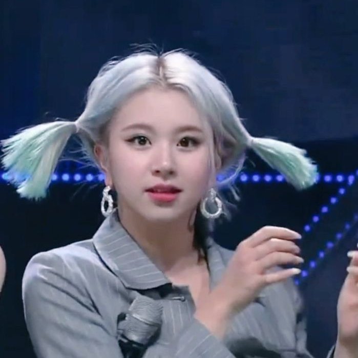 How to Get the TWICE Blond Pigtails