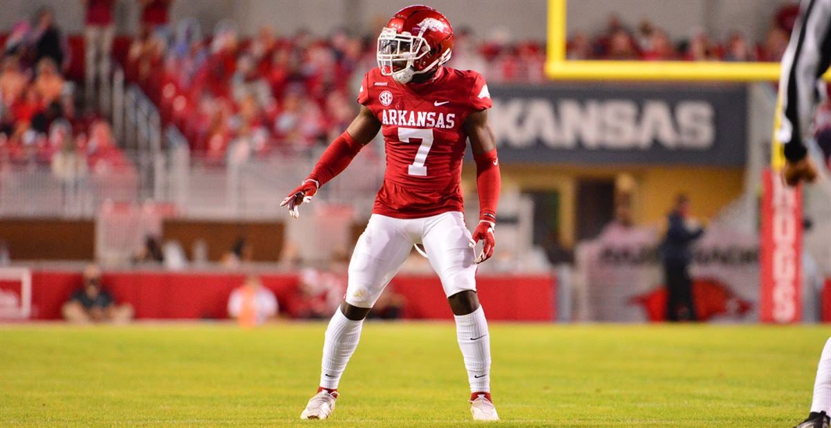 Blessed To Receive An Offer From The University Of Arkansas!!🐗🐗 <a href="/Dbowman85/">Dominique Bowman</a>  <a href="/CoachSamuels11/">Gabe Samuels</a> <a href="/TrustMyEyesO/">⭕️FFERTUNITY</a>