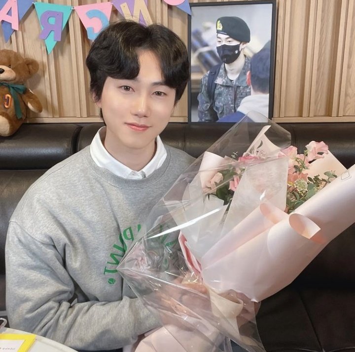 Yoo_arya's tweet photo. Está de vuelta!!!!! se extrañaba tanto, tanto!

@VAV_official #BaRon #VAVBaRonReturn 
#WelcomeBackBaron #WelcomeHomeBaron https://t.co/1StykJqSg4