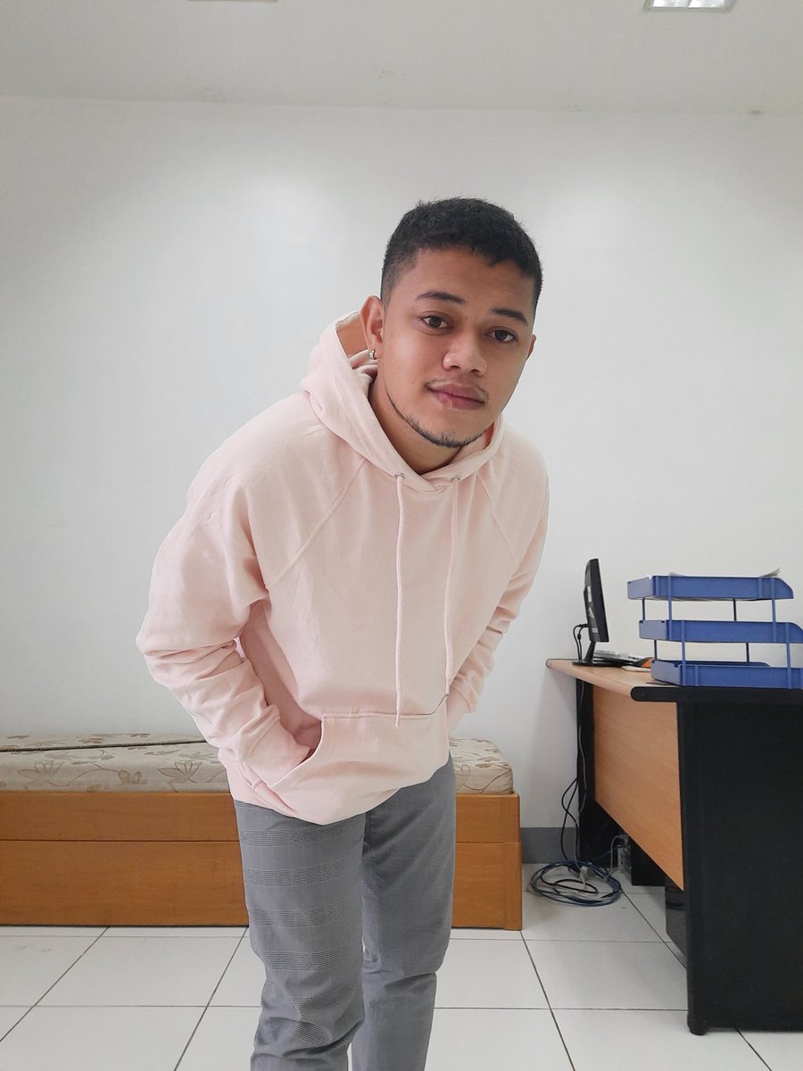 AljunStyles's tweet image. Swag,