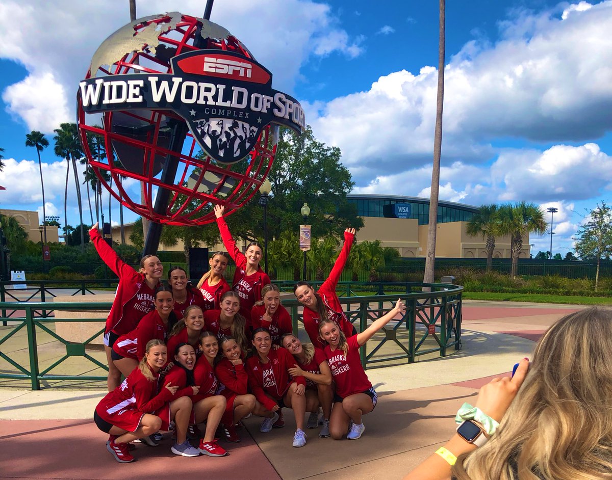 Interested in becoming a member of the 2022-23 Scarlets Dance Team? 

Head over to @ huskerscarlets on Instagram to register for auditions!

#GBR ❤️🌽