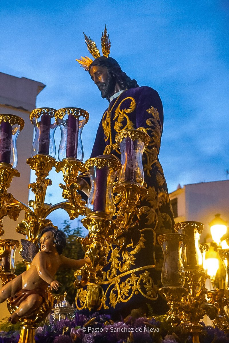 NievaPastora's tweet photo. VIA+CRUCIS
@CofradeSentir
@cereroblog
@PacoFraile 
@pacoperezestepa 
@cofradesevilla 
@RAFASOLDADO77 
@AlvaroNua 
@_JesusGiraldo_
@callesierpes_ 
@ArteySevillania 
@j_a_zamora_foto https://t.co/sGVtR54GGe