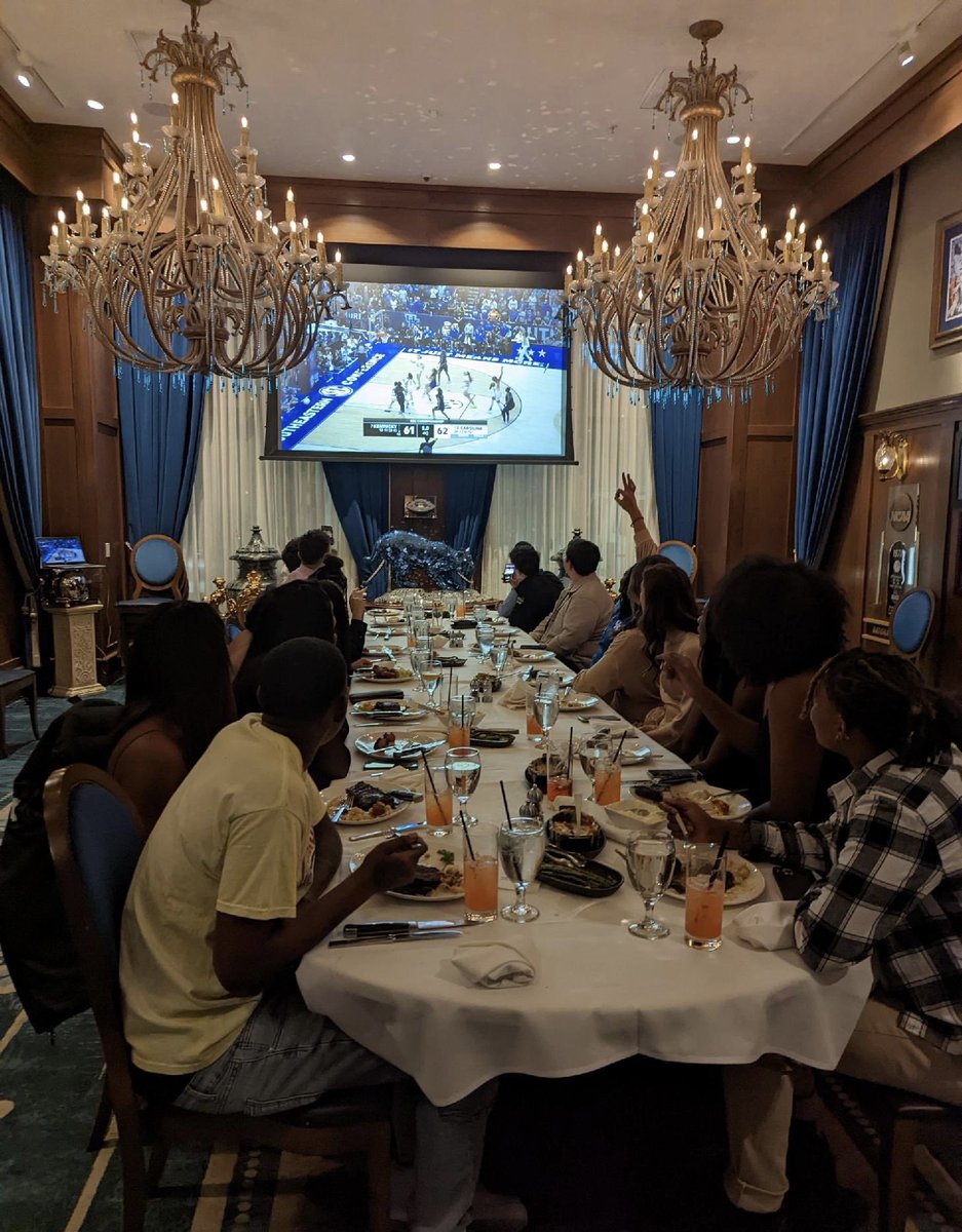 TheRealJeffRuby's tweet photo. CONGRATULATIONS ⁦@KentuckyWBB⁩ on your well deserved SEC CHAMPIONSHIP. Thank you so much for celebrating ⁦@TheRealJeffRuby⁩ Steakhouse Lexington USA 🏀👏👊🏼💯👍👌 https://t.co/onU64fmqc2