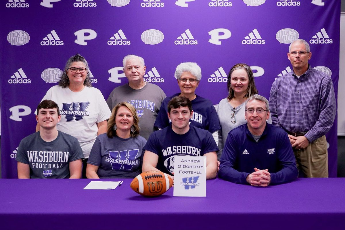 AJOD_1023's tweet photo. Officially signed! Thank you to all my family, friends, coaches, and teachers that allowed this to happen. Shout-out to @cooperhayden13 as well for his signing to NCCC. Excited to be an Ichabod!  @Zach_Watkins @IchabodFTBL https://t.co/pSLCkeyVbN