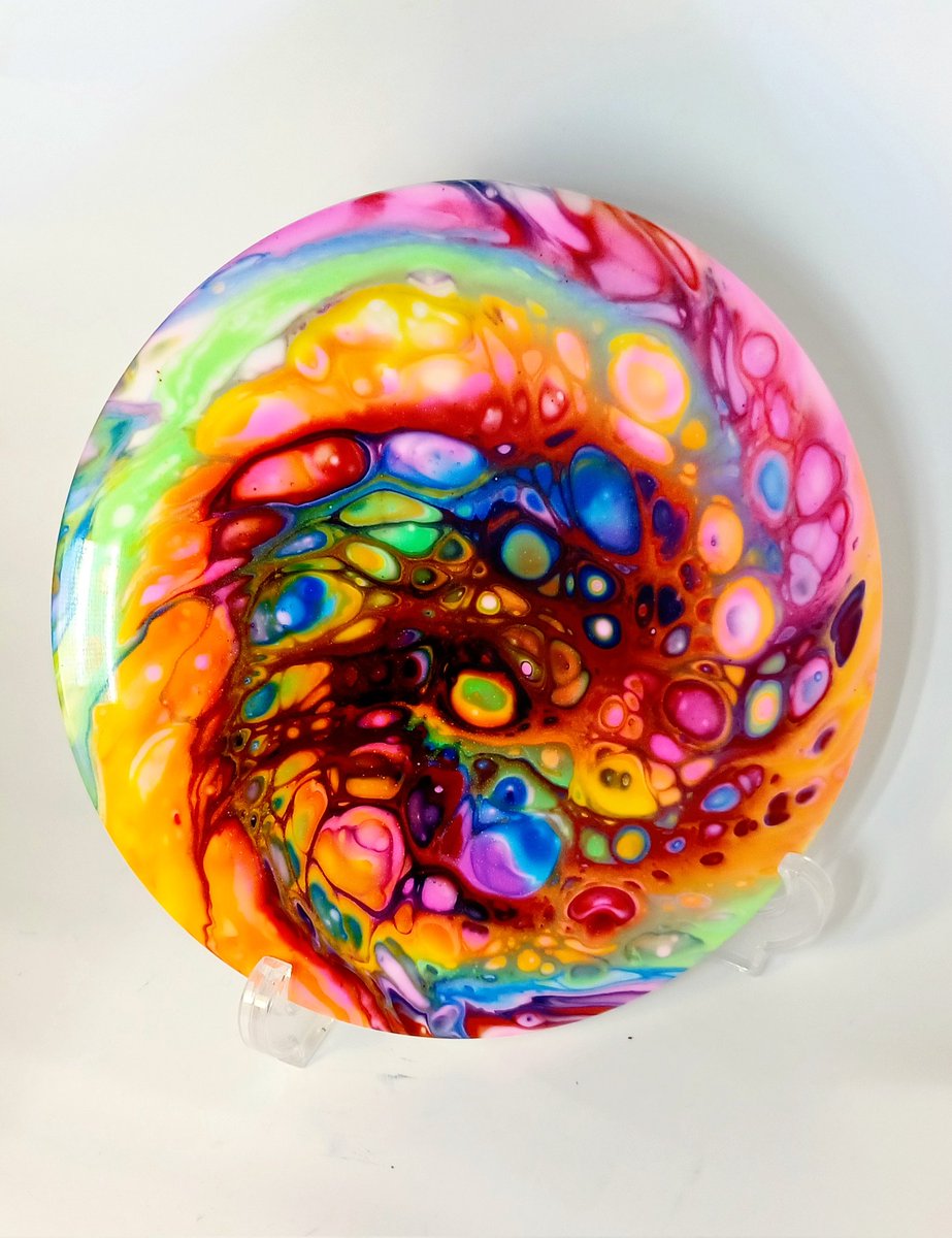 HappyTreeDyes's tweet photo. A very funky @InnovaDiscs Star Destroyer 🥏🥏 https://t.co/G5HDf80MN5