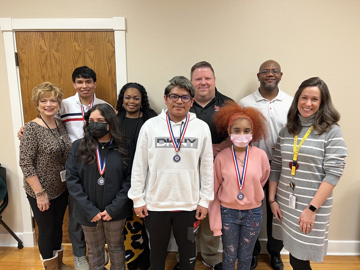 AVIDRISD (@avidrisd) on Twitter photo LHHS Wildcats Say Something through letter writing to Medical Workers at UTSW <a href="/RISDCCR/">RISD Advanced Learning Services</a> <a href="/AVID2Me/">Lake Highlands HS AVID</a> <a href="/AVIDRISD/">AVIDRISD</a> <a href="/IamBranum/">Tabitha Branum</a> LHHS Wildcats Say Something through letter writing to Medical Workers at UTSW <a href="/RISDCCR/">RISD Advanced Learning Services</a> <a href="/AVID2Me/">Lake Highlands HS AVID</a> <a href="/AVIDRISD/">AVIDRISD</a> <a href="/IamBranum/">Tabitha Branum</a>