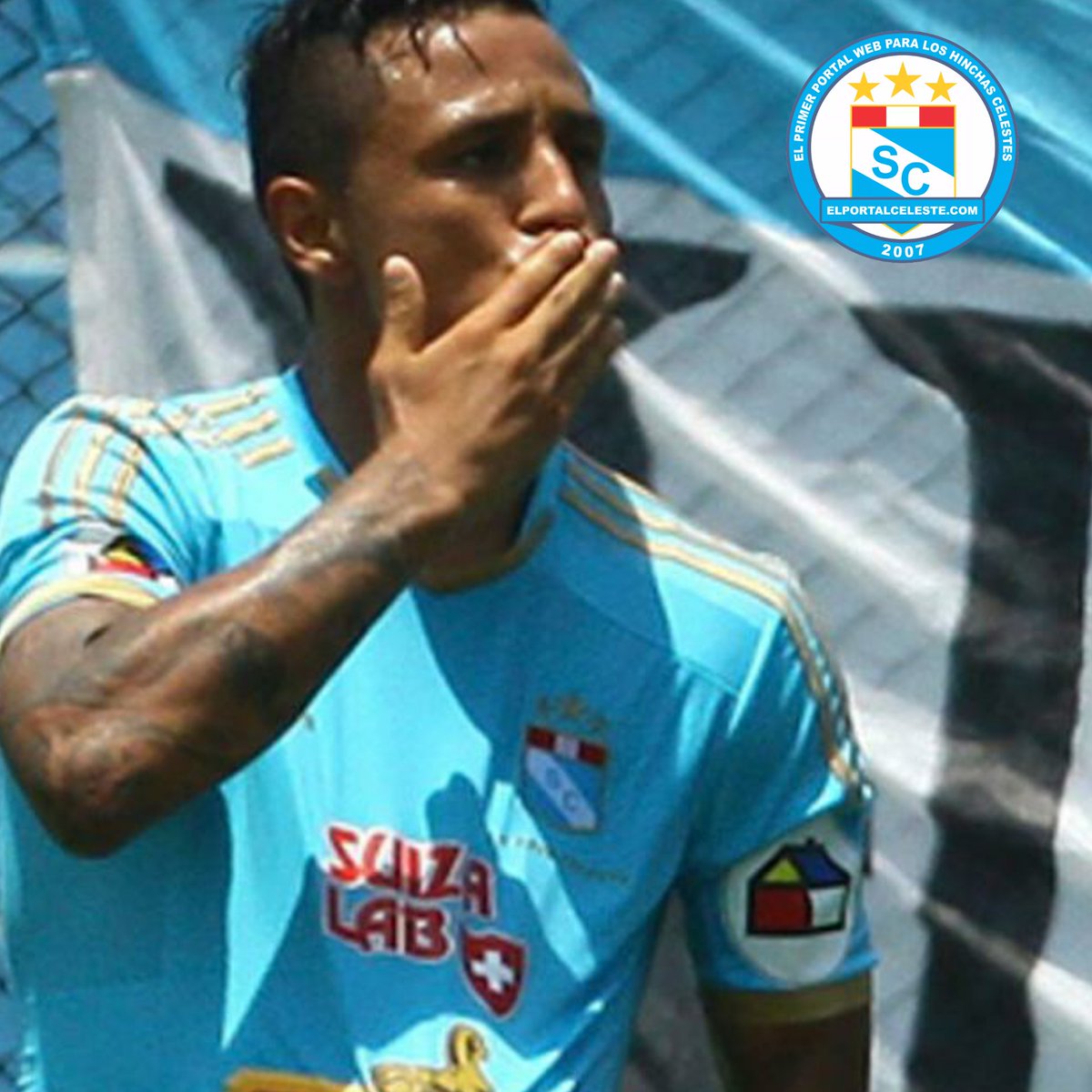 elportalceleste's tweet photo. 🎙Yoshimar Yotún: «Soy hincha de Sporting Cristal». 💙👏⚽️ https://t.co/17QLaMgVjK