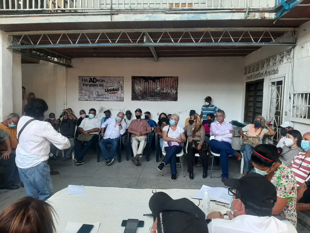MEVLJR's tweet photo. Como parte de las actividades programadas autoridades de la legitima @ADemocratica de la mano de nuestro Secretario General @DrJoseTrujilloV y Secretario Organizacion y Dip. regional @HernanAbog le correspondió al municipio Girardot donde se informó próximas acciones🇻🇪🏴 https://t.co/Kkucv6QbAJ