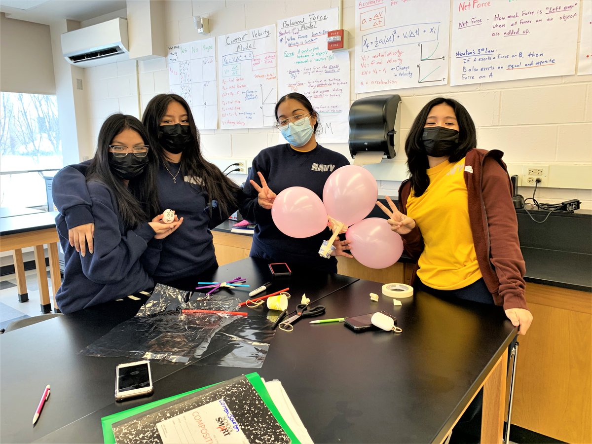 RickoverNavalHS's tweet image. Check out our Freshmen Cadets building balloon egg drops in physics class! #PhysicsFirst #Freshmen #EggDrop @ChiPubSchools