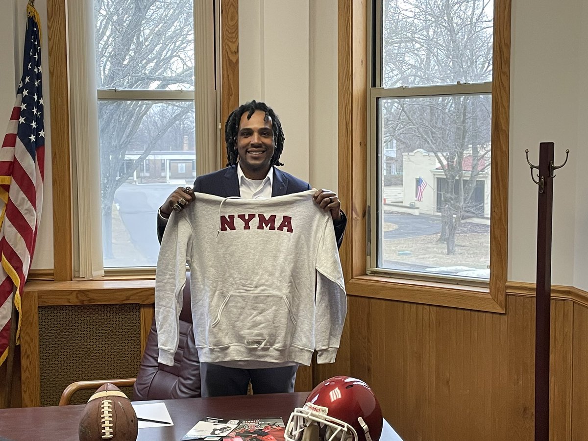 MrBallerwalk's tweet image. I’m proud to announce that I am now the Head football coach @ New York Military Academy.I'm Excited for this new era of football @NYMA_Athletics eager for my athletes to begin their journey to academic &amp;amp; athletic success

#WelcometotheKingdom 
#SetApartforExcellence 
#GoKnights