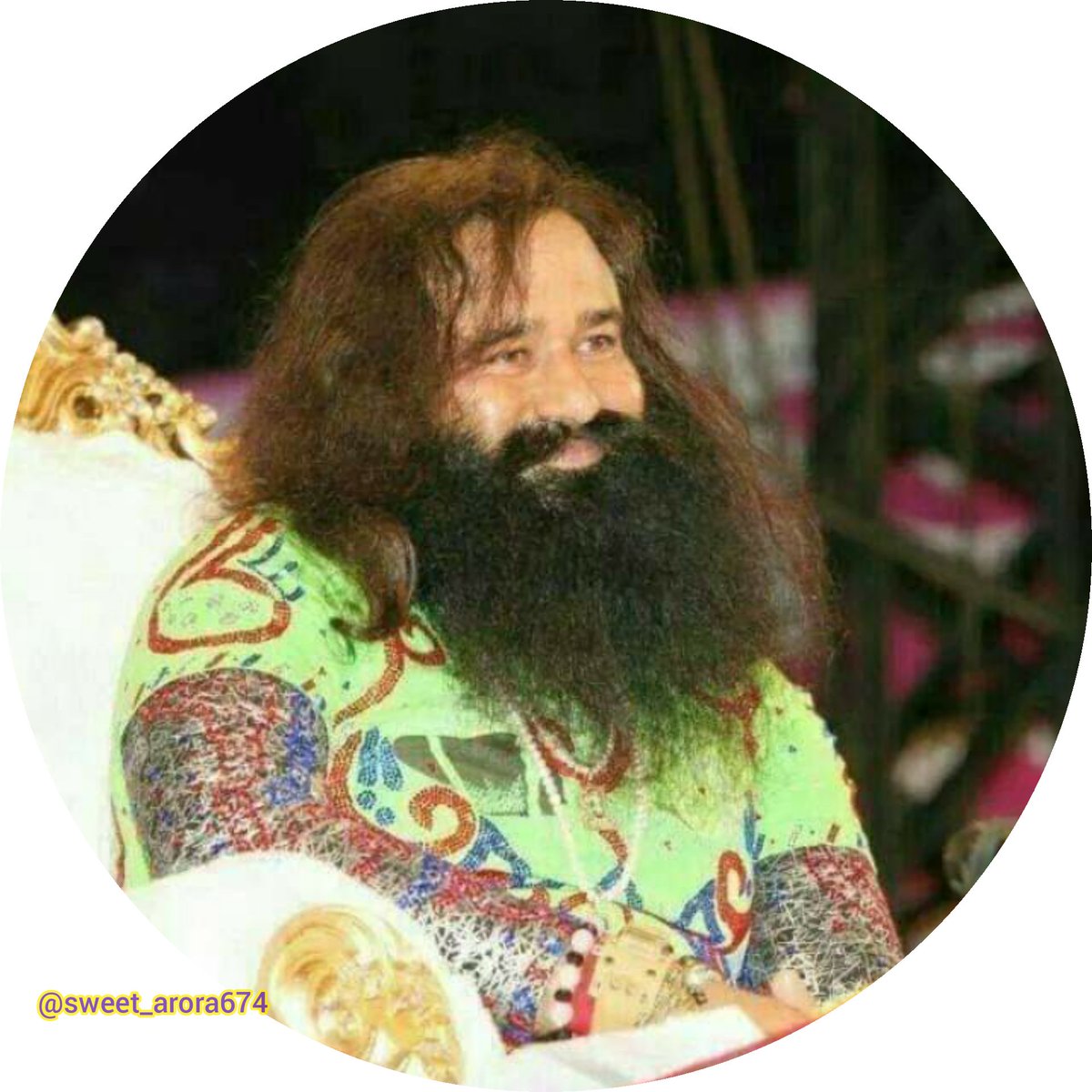 SArora674's tweet photo. "प्रेम के बस में सब है....

बस सब के बस में प्रेम नहीं,,
@Gurmeetramrahim https://t.co/8LjG89exbg