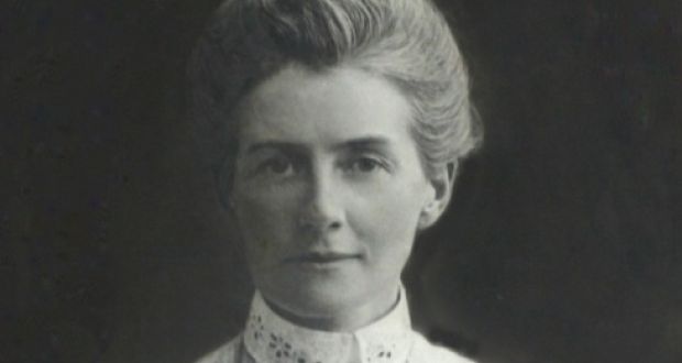 "No puedo parar mientras existan vidas que salvar".
Edith Cavell
#Fuedicho #8deMarzo