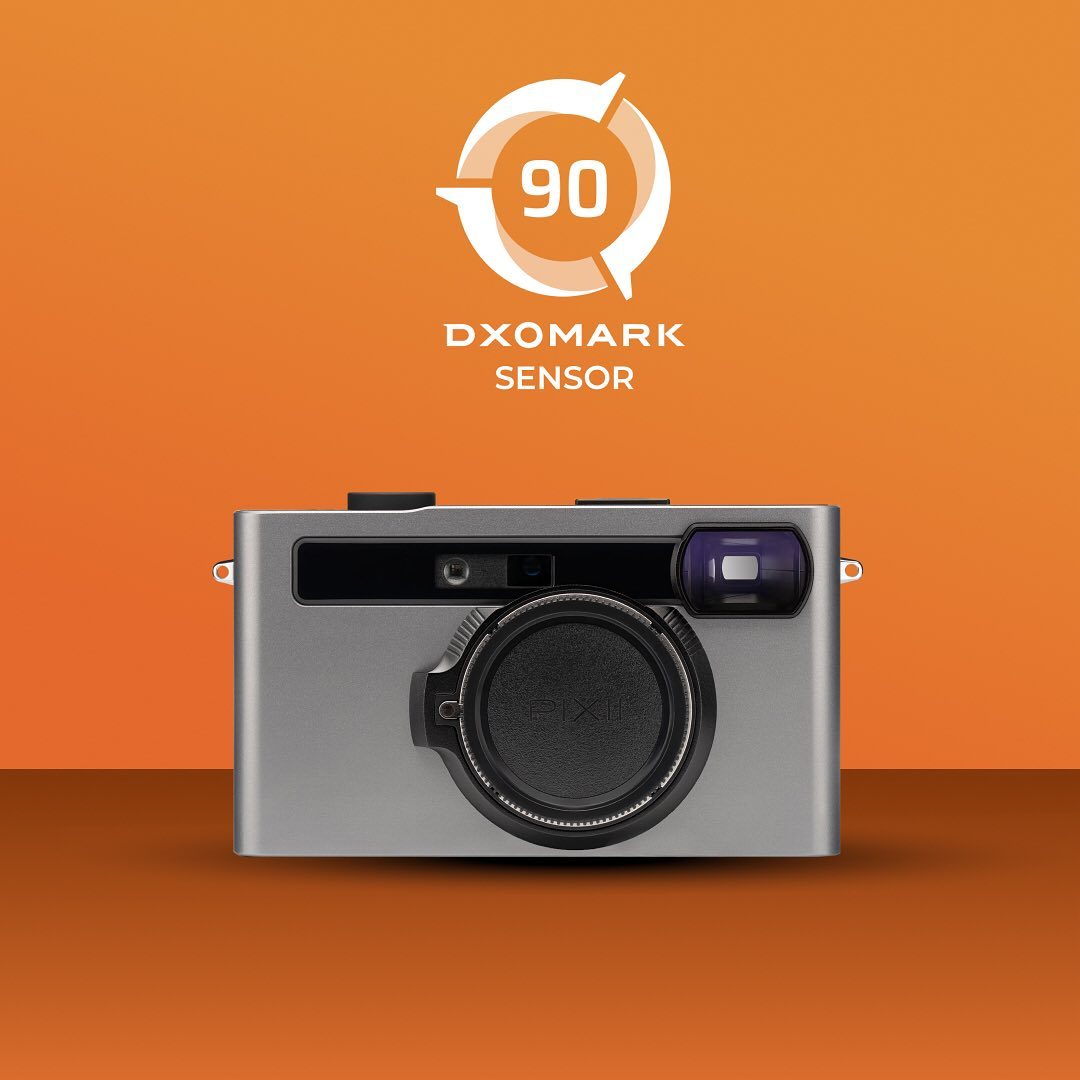 LeicaRumors's tweet photo. The Pixii APS-C digital rangefinder camera with Leica M-mount tested at DxO Mark (the best APS-C camera rested so far):

https://t.co/sgDlBAJll6 https://t.co/sFbPsi0Ud7