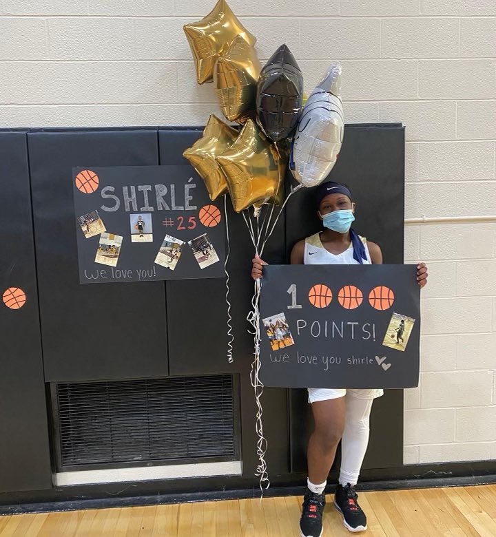 Congratulations to Bay State Jag 🐆 <a href="/Shirlemajor3/">Shirle</a> on scoring her 1000th point‼️