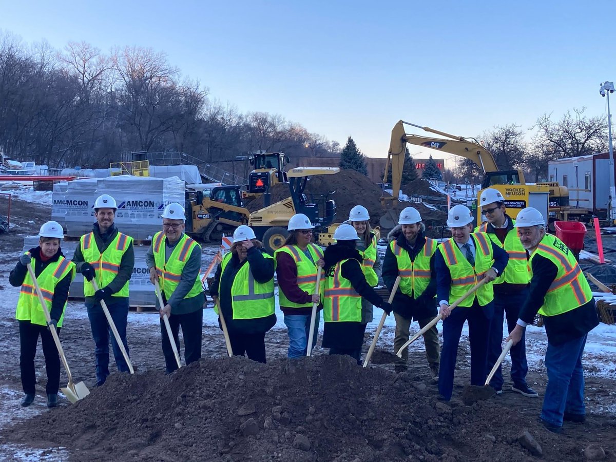 reprickhansen's tweet photo. 🥳Ground Breaking @ "Back Yards" Today @SSP..
"The Yards Building" will be Ready Fall 2022/158 Units.
Video maN: Carlo James LaManna😎👍. #mnleg #infrastructure #construction #ssplocal https://t.co/4g5sDnxEuj