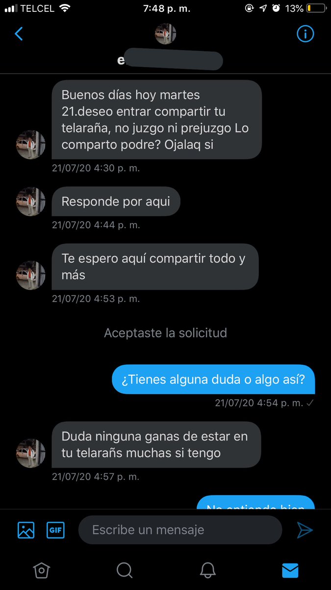 aloncstl's tweet photo. Me metí a ver los dms de esta cuenta abandonada y me encontré esto 😭

(le tapé porq hasta eso el don muy buena onda aunque no le entendí) https://t.co/ESmRD0uhj3