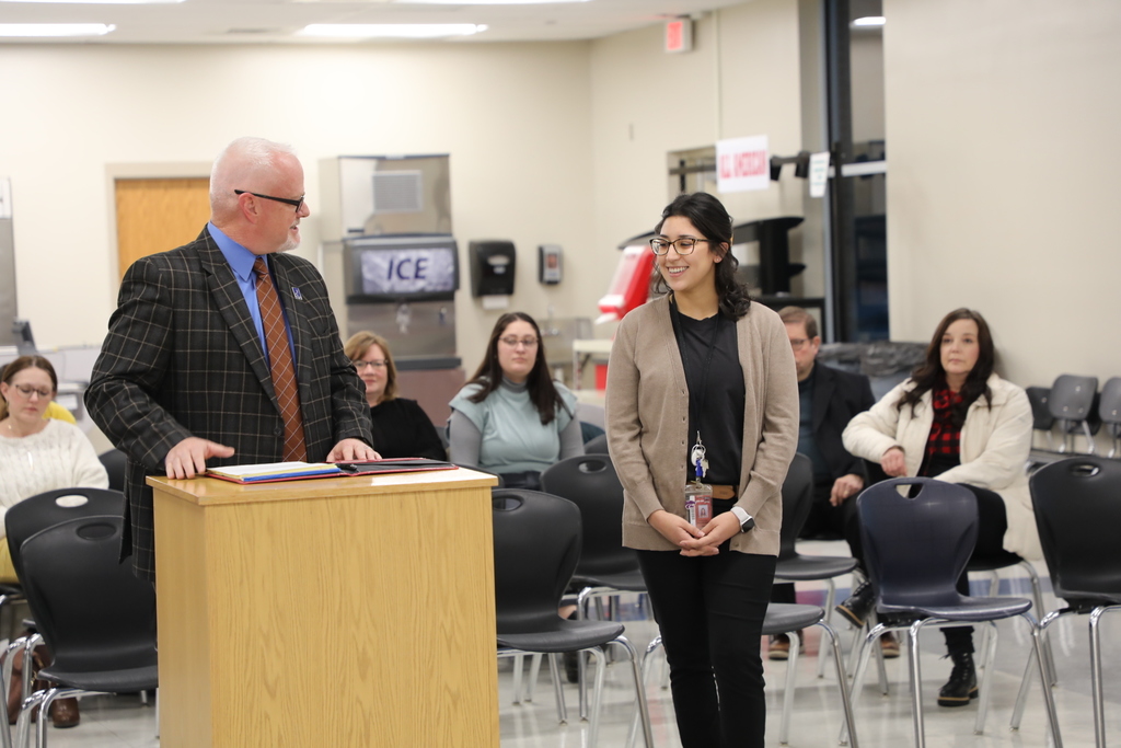 USD480's tweet photo. At tonight's BOE meeting we recognized the February Educator of the Month, SRMS Band Director and student council sponsor, Ms. DiazDeleon. We are so grateful to have Ms. DiazDeleon working at Seymour Rogers Middle School, she is a true educator! Congratulation, Ms. DiazDeleon! https://t.co/IPRY9ohEn3