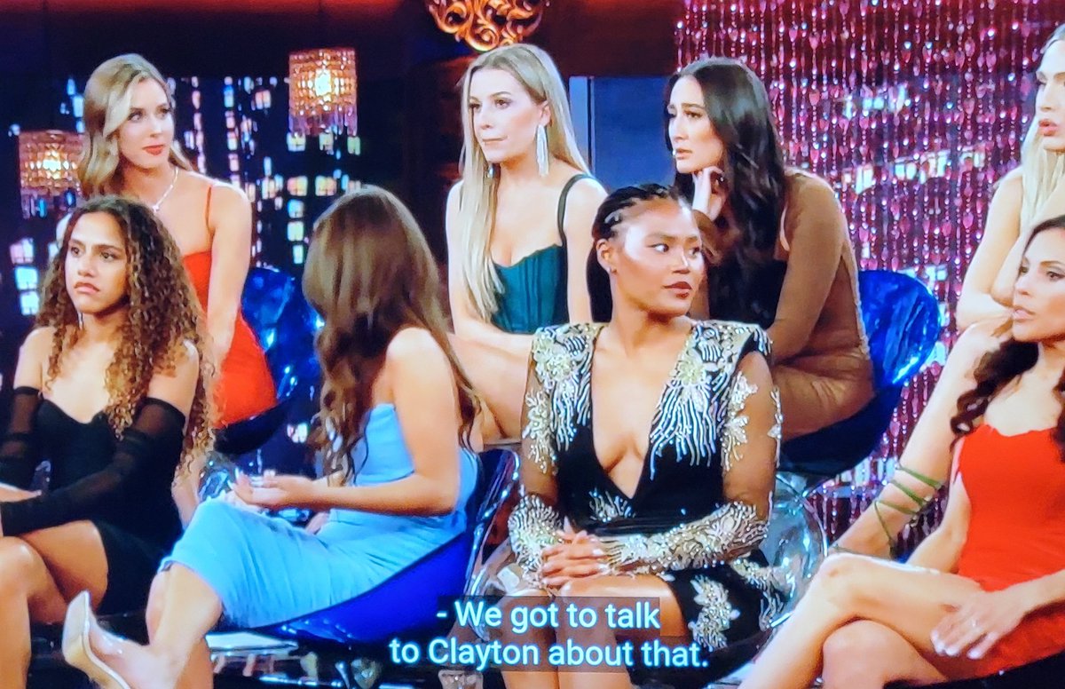 BachelorIsCool's tweet photo. #tearGate 2022 #TheBachelor #BachelorNation #WomenTellAll https://t.co/m2TtOiv1p0
