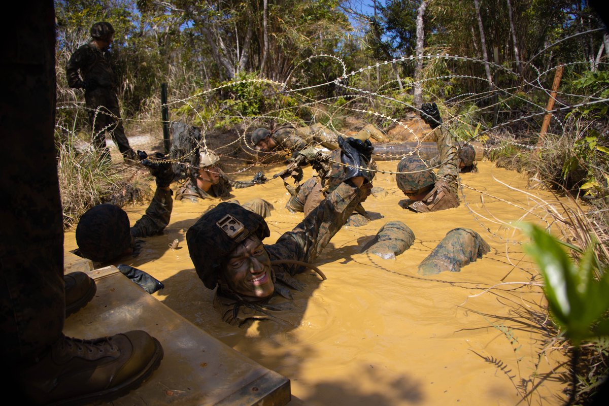 3d_MEB's tweet photo. Get Ready! 3rd Marine Expeditionary Brigade Marines and Sailors, reinforced by 7th Communications Battalion and III MIG, undergo rigorous training at the Jungle Warfare Training Center in Camp Gonsalves, Okinawa, Japan. #alwaysready #firsttorespond #firsttofight https://t.co/jgm4eQ3iyX