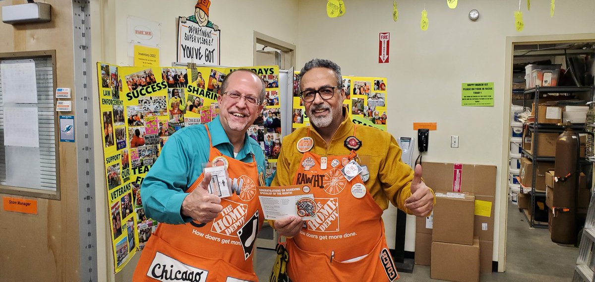 rawhikh's tweet photo. The Home Depot, Countryside #1983
Specialist of the month January, 2022
With store Manager Brian Kelly https://t.co/b4bebdpuK3