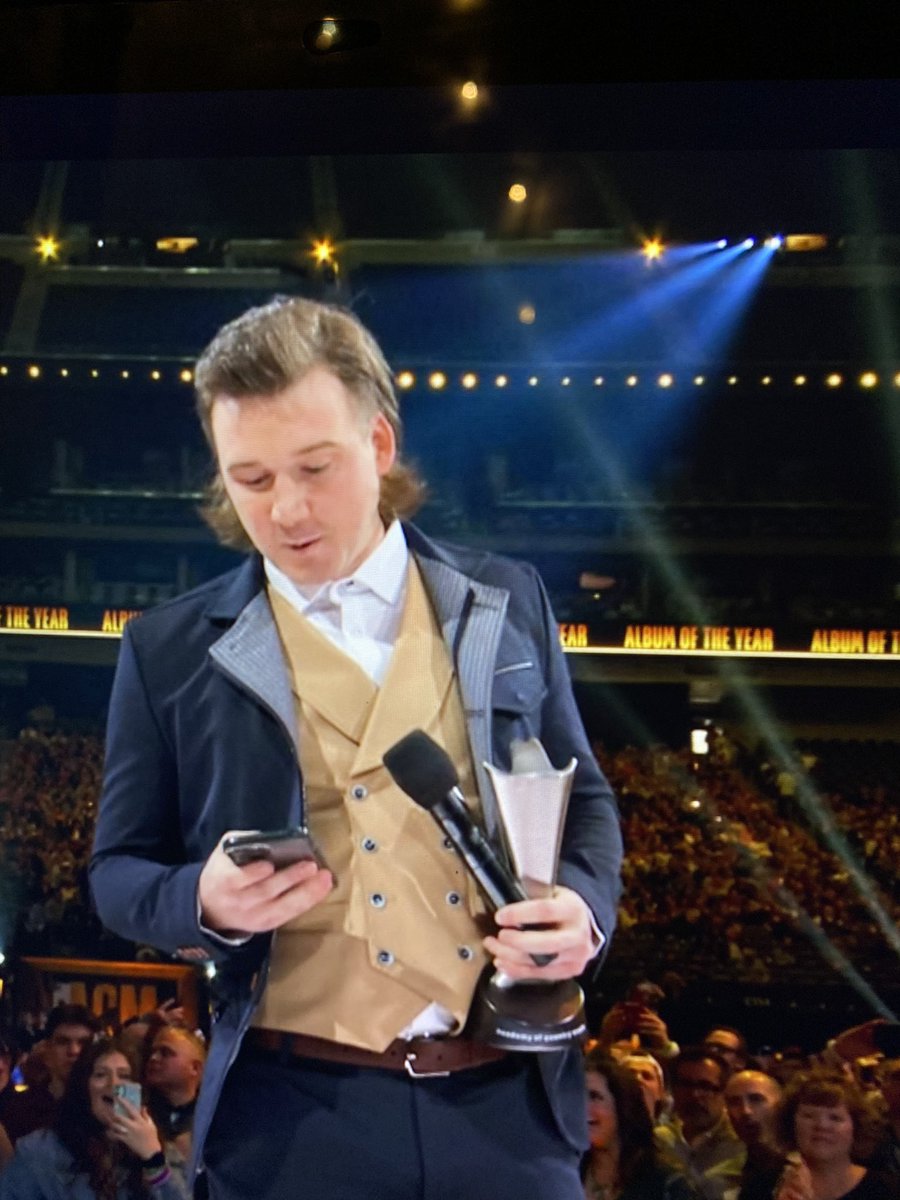 spaceyxgabby's tweet image. THIS is the man that all the nursing majors want ???????