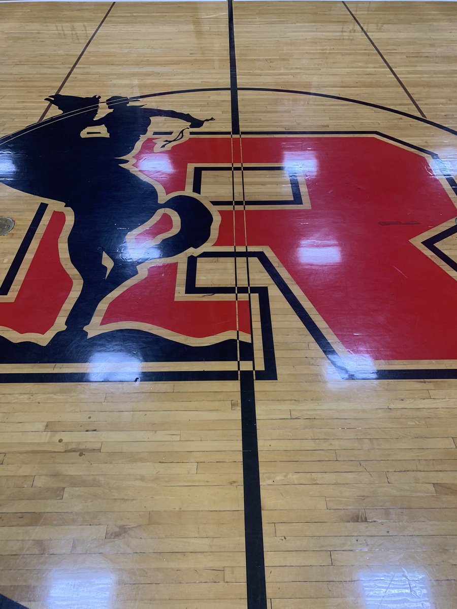 LadyRidersHoops's tweet photo. Awesome banquet tonight. Thank you to all the players and their families for an awesome year. Seniors we love you and will miss you and are ready to take what you taught us to heart! RIDER PRIDE! https://t.co/7uJ0dyReat