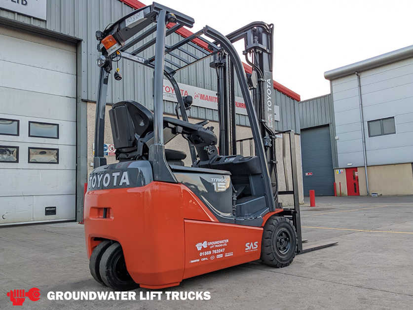 GroundwaterLift's tweet photo. This 2016 Electric @ToyotaMH_UK #Traigo 8FBE15T is available now!
3877 Hours
3700mm Lift Height
1500kg Capacity
Electric
500mm Load Centre
1100mm Forks
Solid Tyres
V Mast
Flashing Beacon
Reverse Alarm
https://t.co/brhbr9h72N
#forkliftforsale #materialhandling #electric https://t.co/QFeqJrZp54