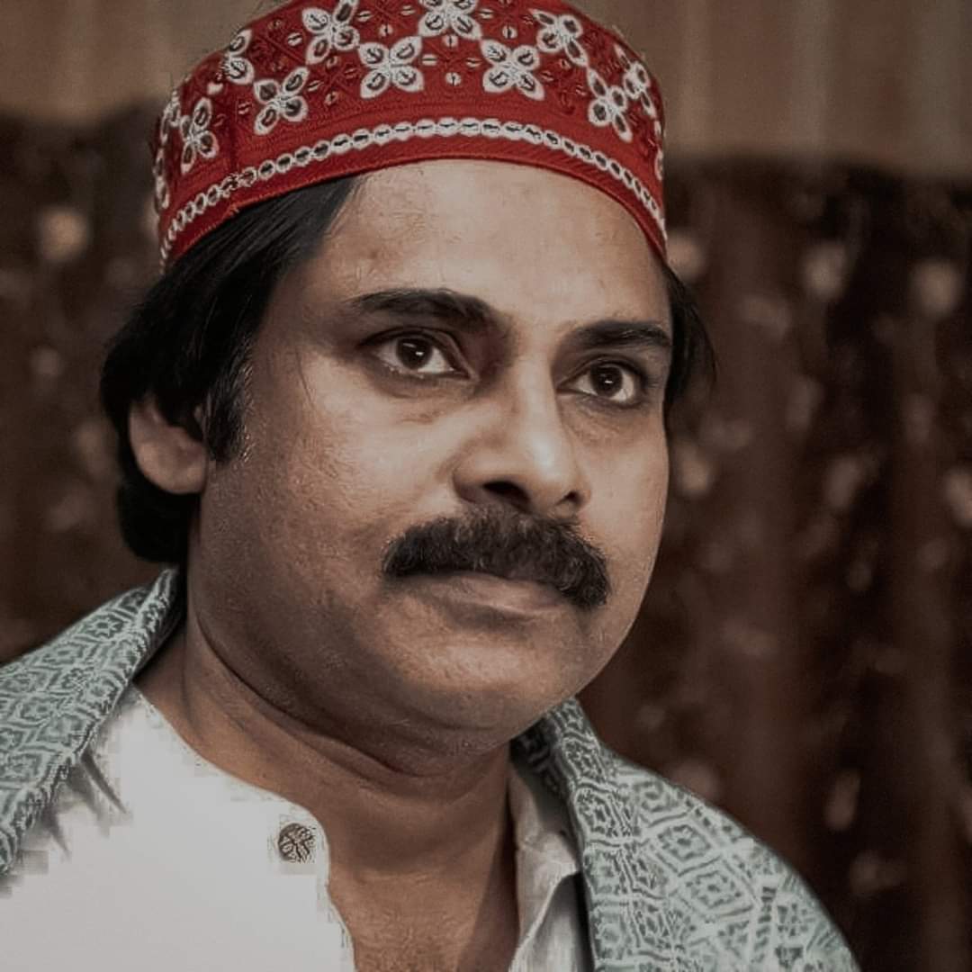 Legend_PSPK's tweet photo. 1000 Likes Possible 🙏❤️
@PawanKalyan @JanaSenaParty 
https://t.co/xWsfxjf3dl https://t.co/bVwhg0OCpb