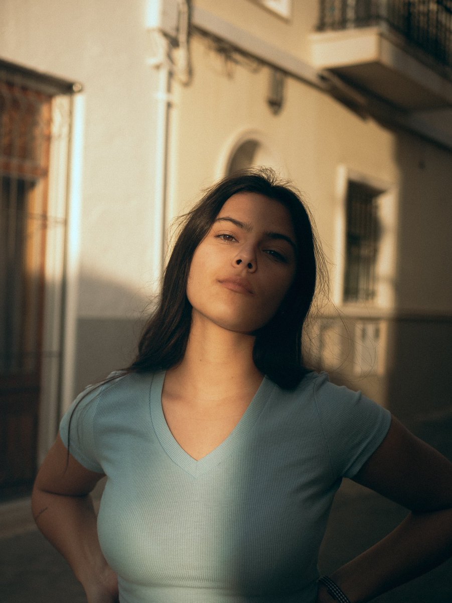 howserch's tweet photo. Fotos por el Raval
W/ @elenagb10 
.
.
.
@worldviewmag #worldviewmag #arlettemagazine #portrait #portraitphotography #howserch #retrato #panasonic #panasoniclumix #lumixg7 @panasonicesp @lumix_fotografia https://t.co/k8lP5FgQ9e