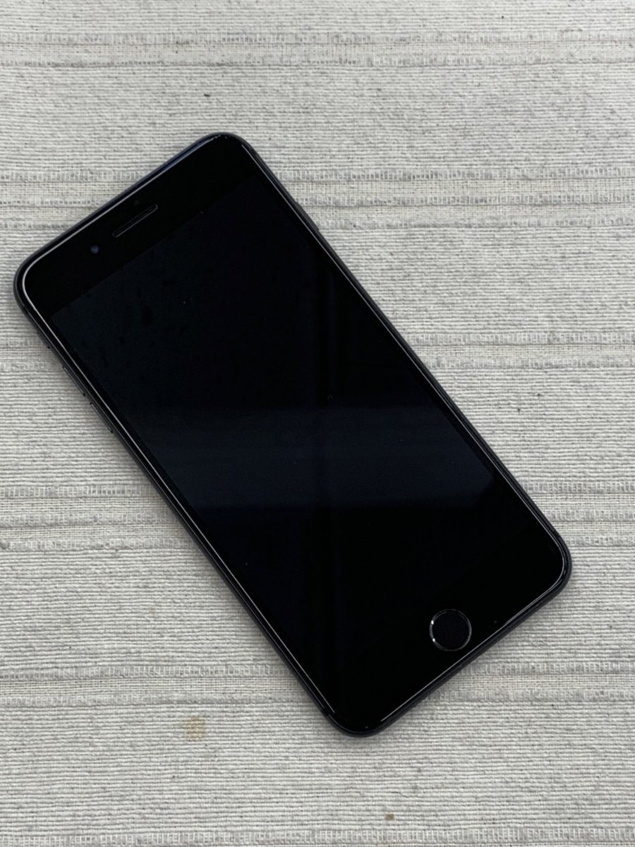 kaitorip6's tweet photo. 【キャリア】au
【機種】iPhone8 Plus
【容量】64GB
【色】スペース
��付属品】なし

お買い取りさせていただきありがとうございます！

iPhone・スマホ売るならドラマ下北沢P6店へ
みなさまのご来店、心よりお待ちしております！ https://t.co/NpDRIYajAP
