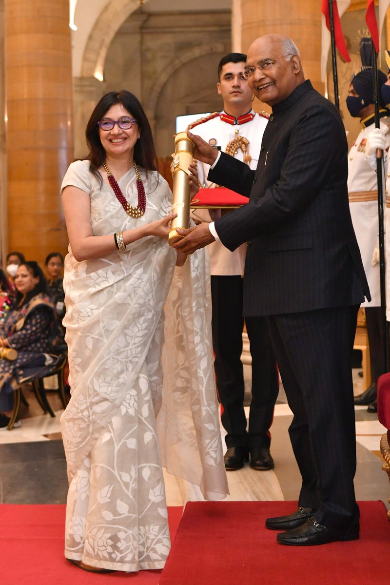 President Kovind presented Nari Shakti Puraskar to Nivruti Rai for excellence in technology. Country Head of Intel India, she developed semiconductor chips that consume less power and new rural connectivity solution which provides cost-effective high-speed broadband connection.