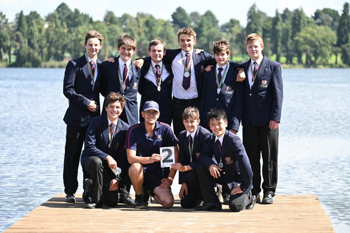 stjohns_college's tweet photo. Congrats to our rowers who performed so well at the SA Schools' Rowing Champs, especially the U16s where the Scull and Pair returned with gold and the Four and Eight earned themselves silver and a 4th spot respectively. 💙#SJCRowing #LuxVitaCaritas https://t.co/NsW805Zkop