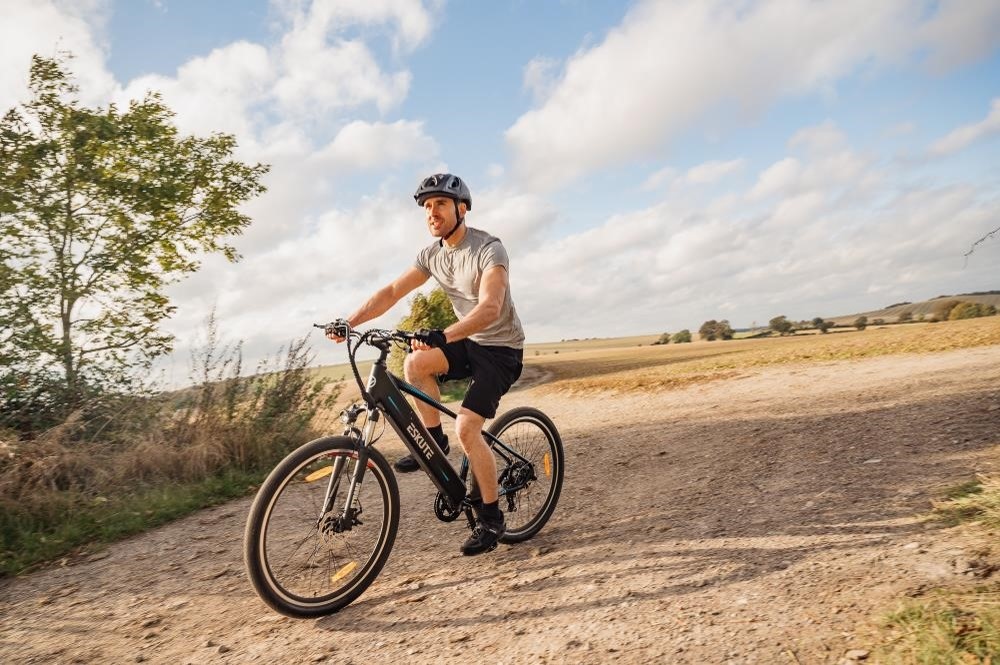 eskute's tweet photo. Eine Welt voller Möglichkeiten beginnt mit dem Radfahren

#Eskute #fahrrad #fahren #emobilität #radeln #bikelife #elektrofahrrad https://t.co/yvTVkYEAeG